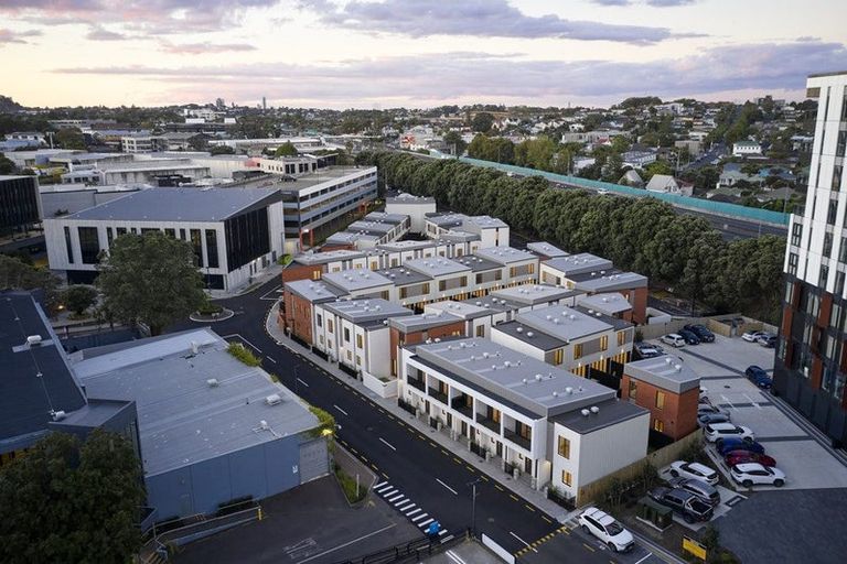 Photo of property in 17/666b Great South Road, Ellerslie, Auckland, 1051