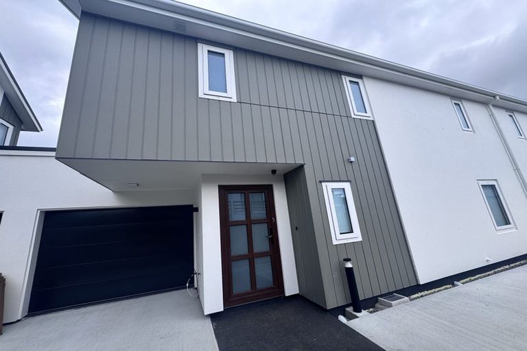 Photo of property in 4/61 Waltham Road, Sydenham, Christchurch, 8023