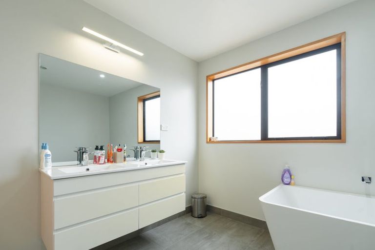 Photo of property in 6 Constitution Avenue, Milton, 9220