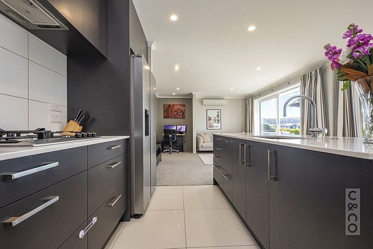 Photo of property in 34 Ara Kakara Avenue, Huapai, Kumeu, 0810