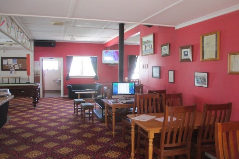 Photo of property in 12 Seaview Road, Otumoetai, Tauranga, 3110