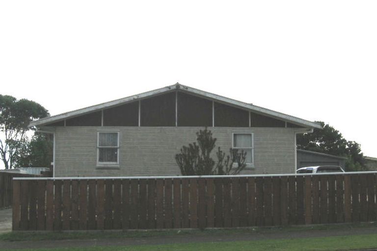 Photo of property in 63 Driver Crescent, Cannons Creek, Porirua, 5024