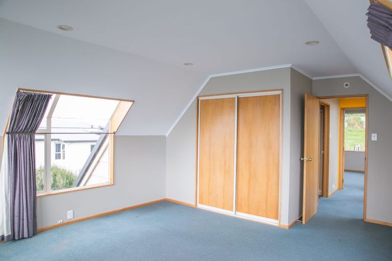 Photo of property in 14 Marine Parade, Bluff, 9814