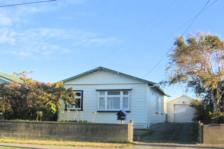Photo of property in 44 Heretaunga Street, Petone, Lower Hutt, 5012