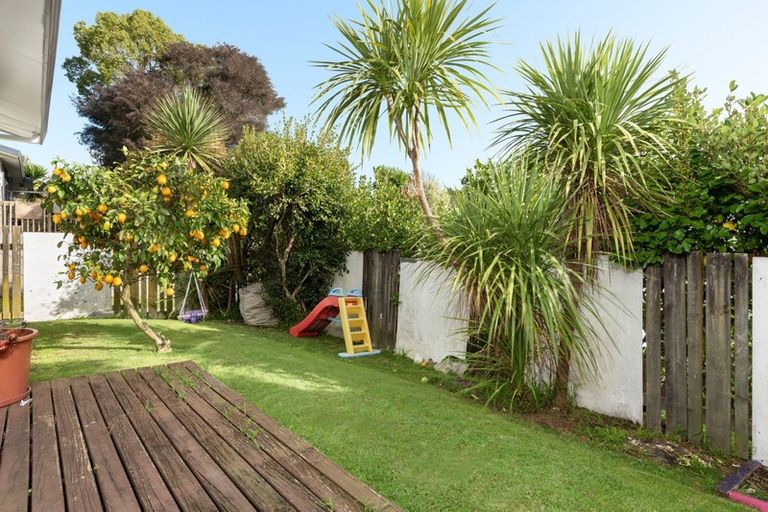 Photo of property in 43b Waitaha Road, Welcome Bay, Tauranga, 3112