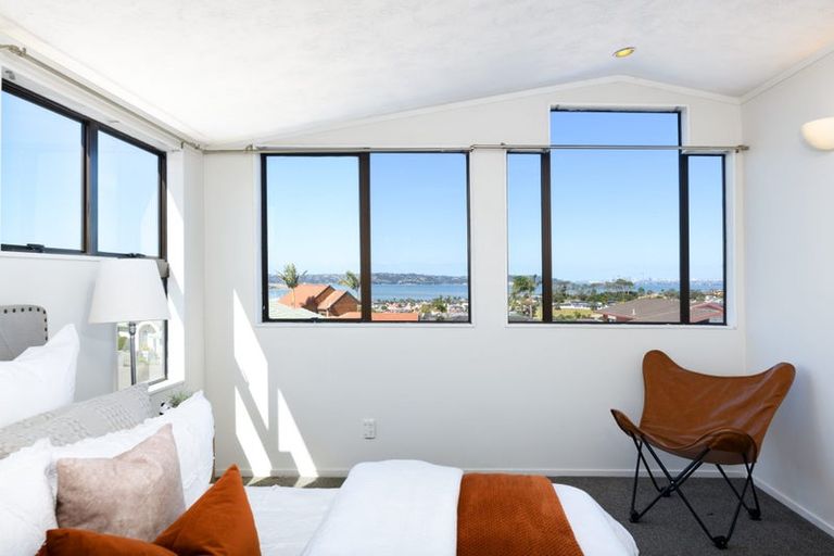 Photo of property in 5 Marlin Street, West Harbour, Auckland, 0618