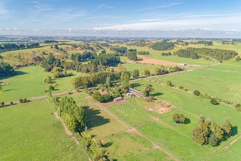 Photo of property in 179 Leedstown Road, Hunterville, Marton, 4787