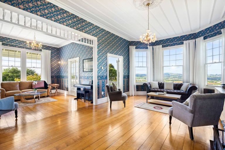 Photo of property in 140 Anzac Road, Pukekohe, 2120