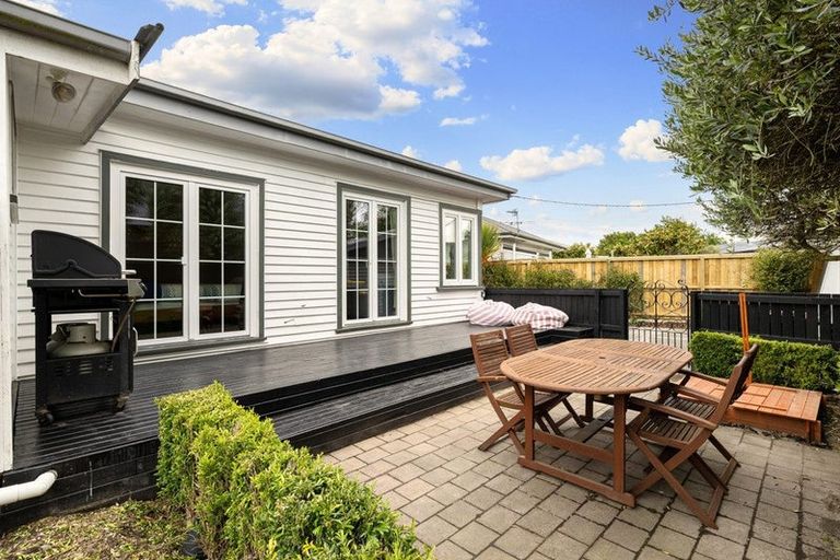 Photo of property in 12 Francis Avenue, Mairehau, Christchurch, 8013