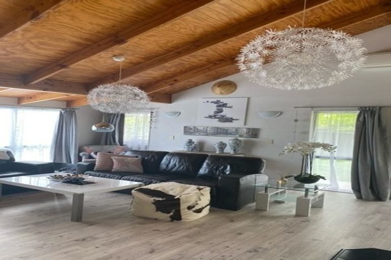 Photo of property in 10 Ted Harpur Place, Onekawa, Napier, 4110