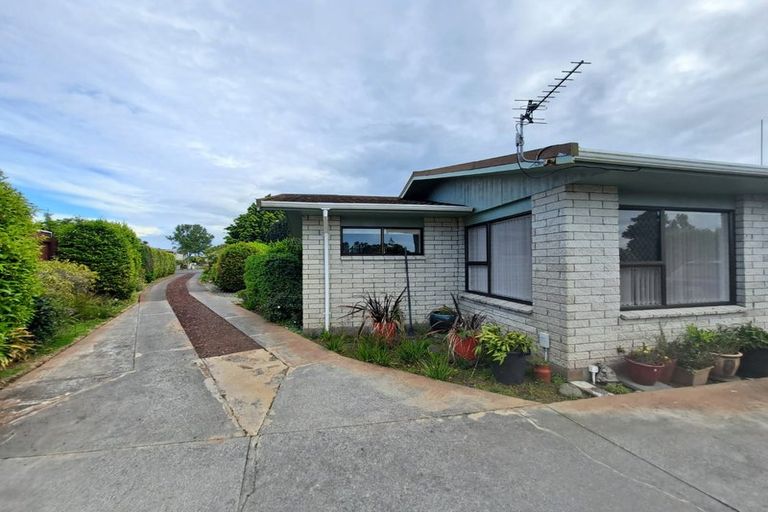 Photo of property in 13a Julian Place, Westown, New Plymouth, 4310