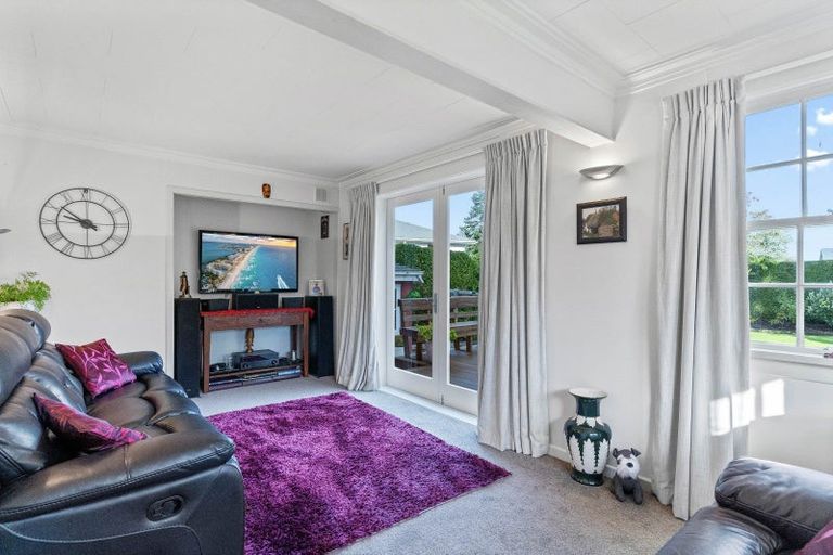 Photo of property in 68 Great North Road, Winton, 9720