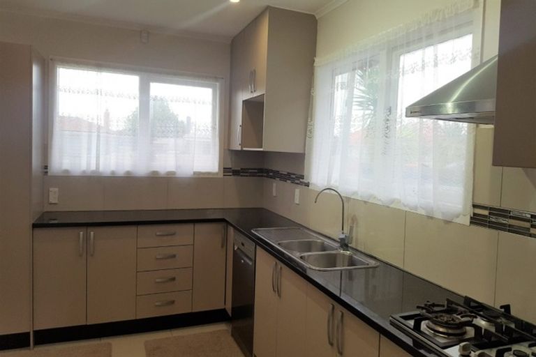 Photo of property in 6 Morris Avenue, Papatoetoe, Auckland, 2025