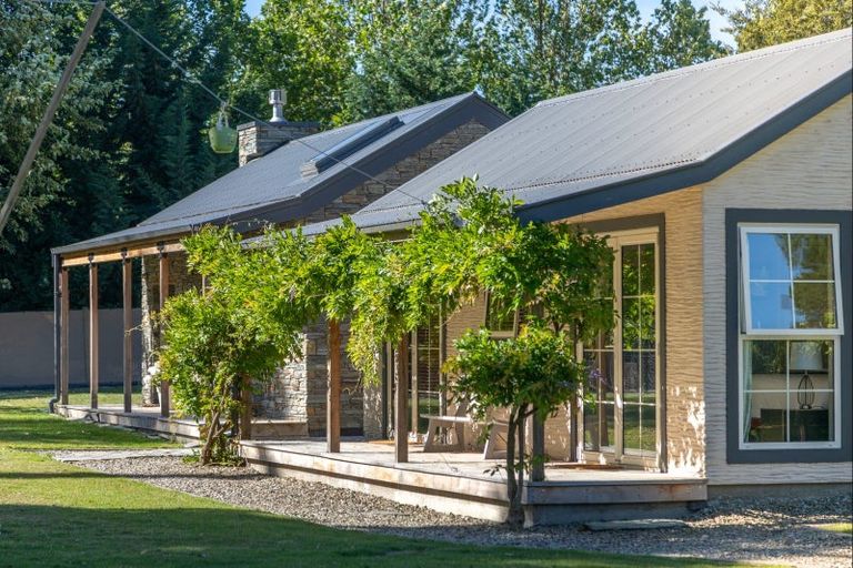 Photo of property in 45 Arrow Junction Road, Arrow Junction, Queenstown, 9371