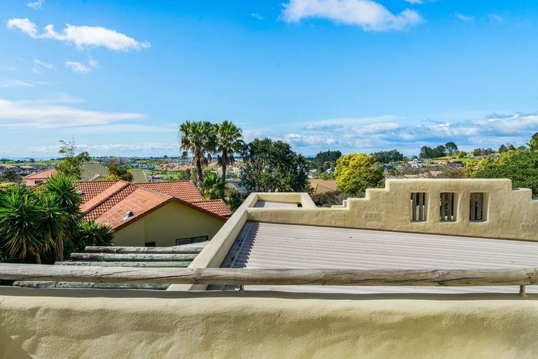 Photo of property in 14 Coral Court, Gulf Harbour, Whangaparaoa, 0930