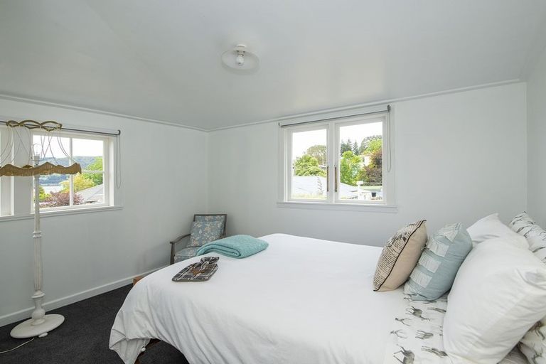 Photo of property in 9 Dickson Street, Macandrew Bay, Dunedin, 9014