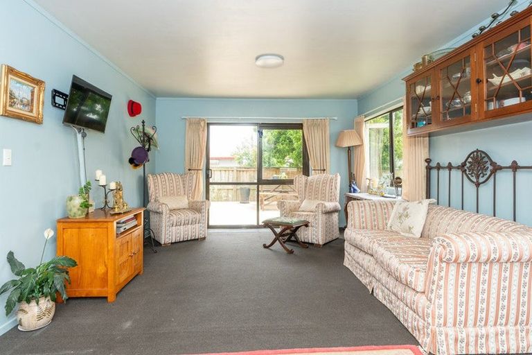 Photo of property in 122 Clarkin Road, Fairfield, Hamilton, 3214