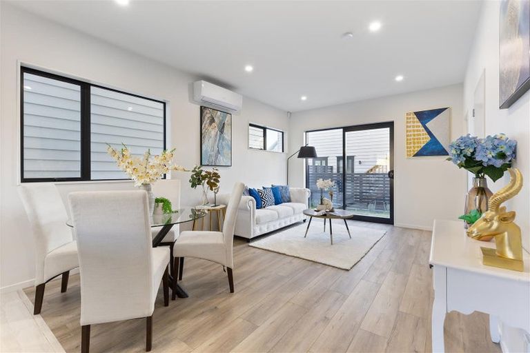 Photo of property in 65 Survila Street, Papakura, 2110