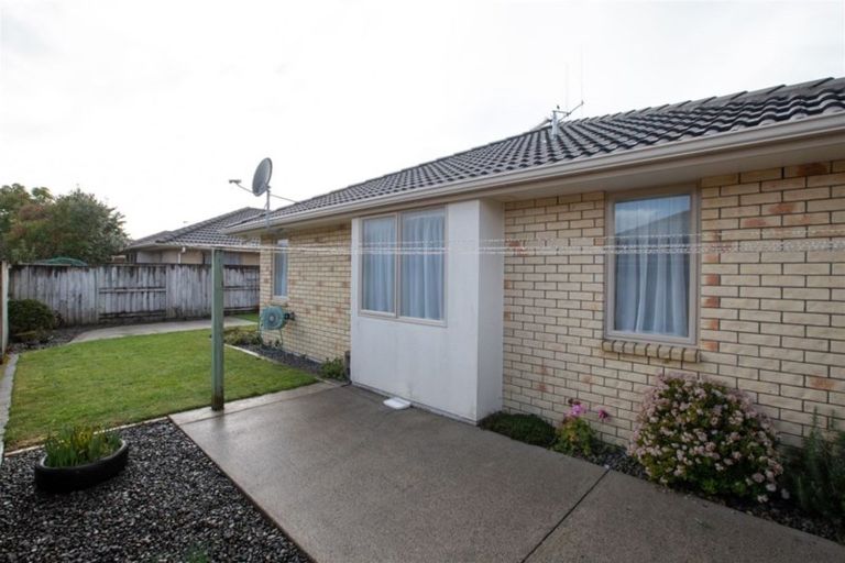 Photo of property in 8 Grevillea Place, Melville, Hamilton, 3206