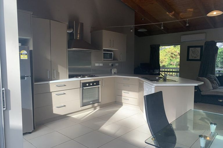 Photo of property in 103g Glengarry Road, Glen Eden, Auckland, 0602