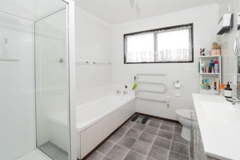 Photo of property in 28 Glassey Drive, Allenton, Ashburton, 7700