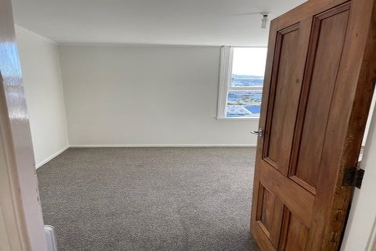 Photo of property in 1/12 Bidwill Street, Mount Cook, Wellington, 6021