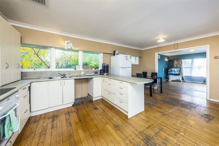 Photo of property in 24 Rollerson Street, Papakura, 2110