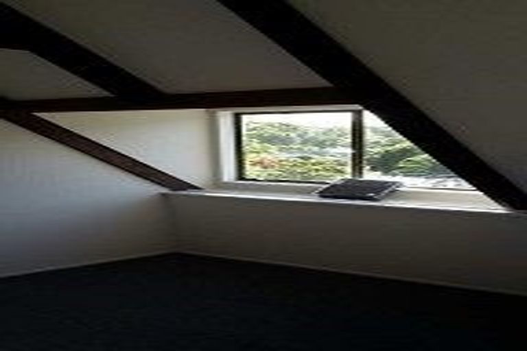 Photo of property in 8 Sunbrae Drive, Silverstream, Upper Hutt, 5019