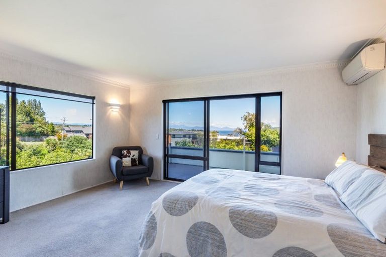 Photo of property in 2/23 Harvey Street, Waipahihi, Taupo, 3330