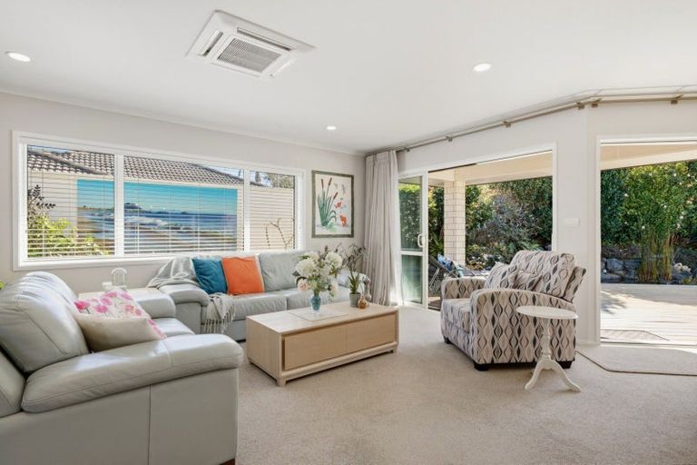 Photo of property in 37 Santa Monica Drive, Papamoa Beach, Papamoa, 3118