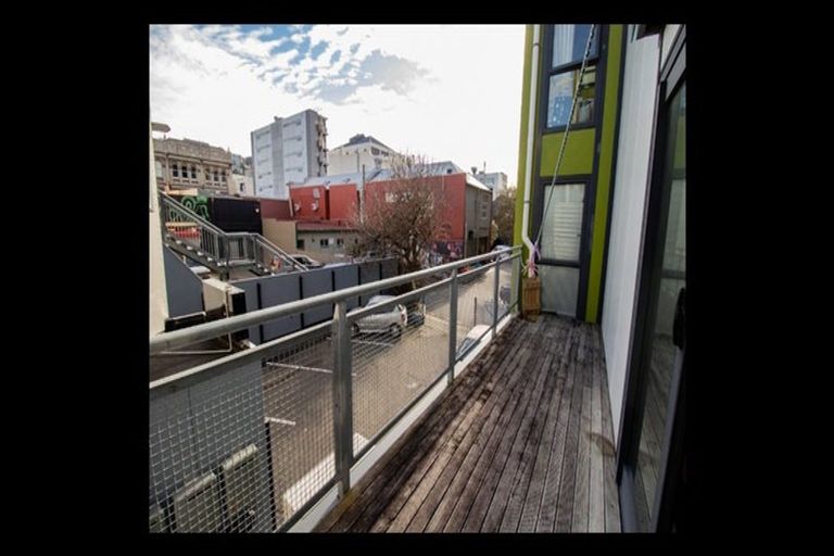 Photo of property in Dual Apartments, 108/142 Vivian Street, Te Aro, Wellington, 6011