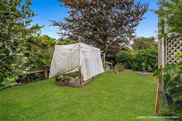 Photo of property in 5 Wigan Place, Hokowhitu, Palmerston North, 4410