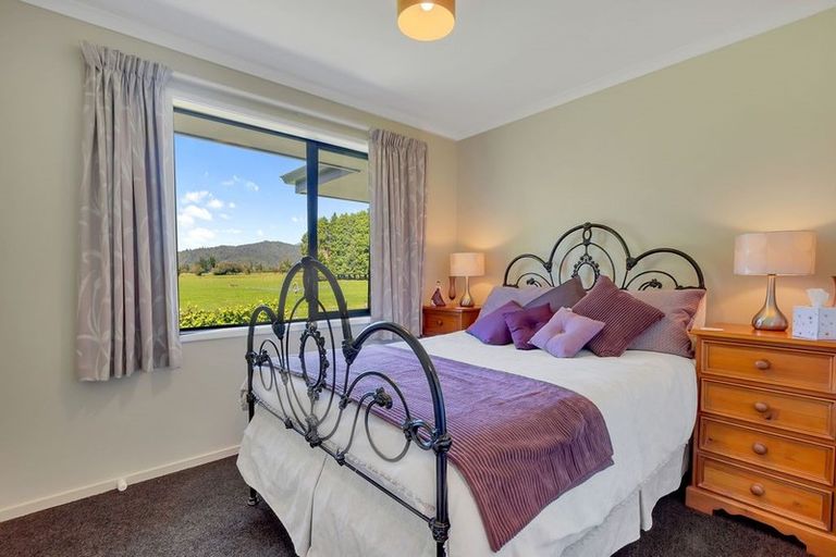 Photo of property in 118 Patons Rock Road, Patons Rock, Takaka, 7182
