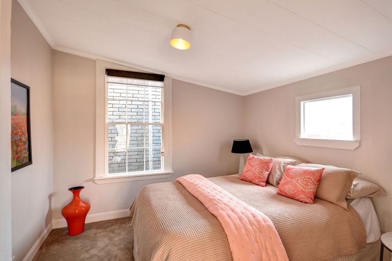 Photo of property in 61 Oxford Street, South Dunedin, Dunedin, 9012