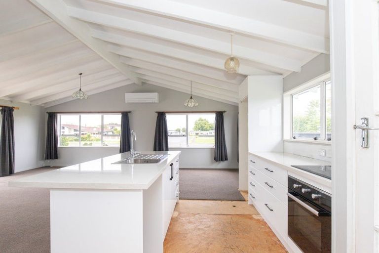 Photo of property in 48 Mahana Road, Ngatea, 3503
