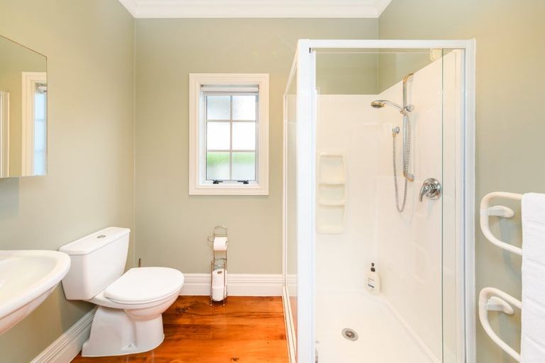 Photo of property in 32 Kent Avenue, Waitarere Beach, Levin, 5510