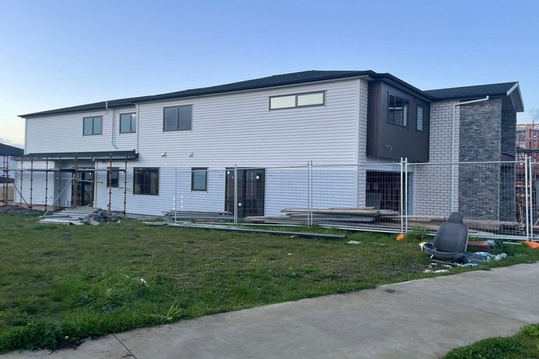 Photo of property in 49 Drumbuoy Drive, Flat Bush, Auckland, 2019