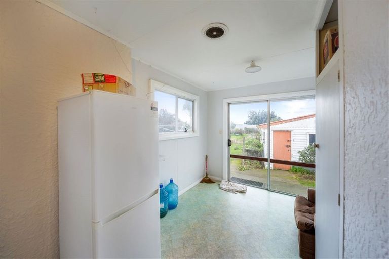 Photo of property in 1580 South Road, Manutahi, Patea, 4598