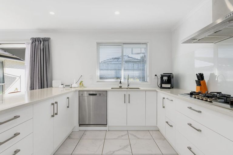 Photo of property in 84 Cumberland Drive, Flagstaff, Hamilton, 3210