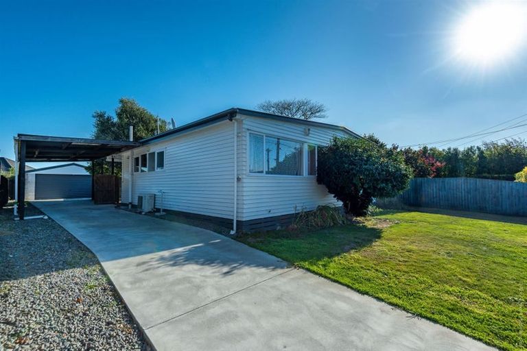 Photo of property in 15 Bronwyn Street, Mairehau, Christchurch, 8052