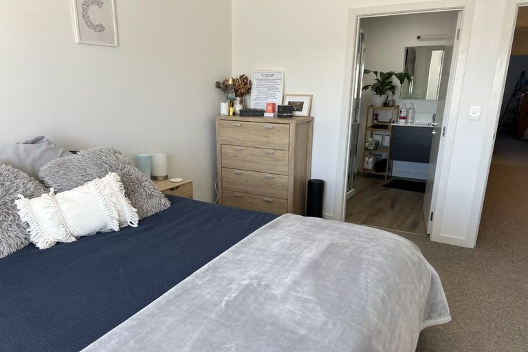 Photo of property in 34 Walter Merton Road, Hobsonville, Auckland, 0616