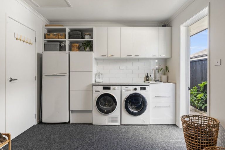 Photo of property in 19 Silver Fern Lane, Papamoa, 3118