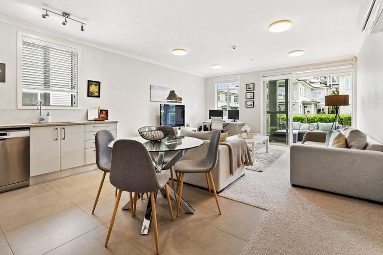 Photo of property in 36 Rewa Rewa Lane, Orewa, 0931