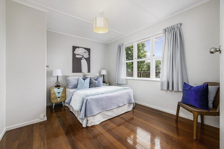 Photo of property in 123 Wharf Road, Te Atatu Peninsula, Auckland, 0610