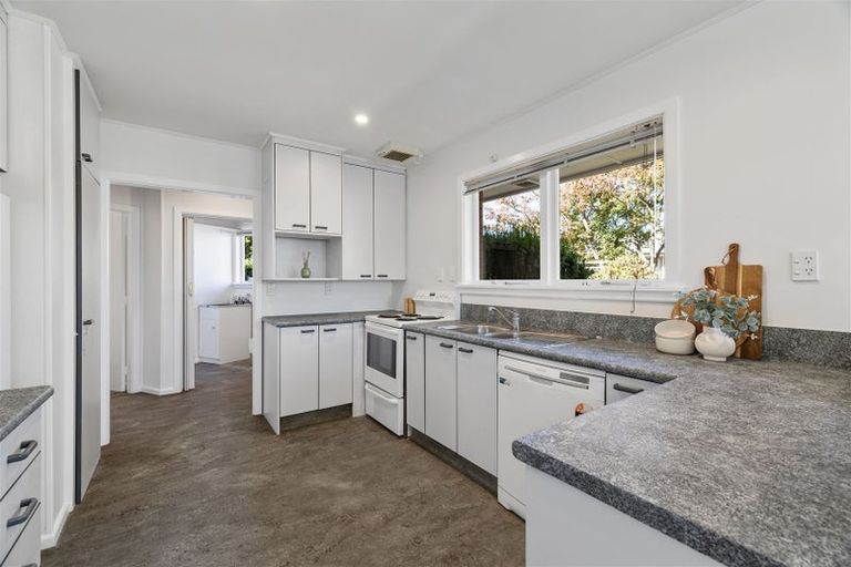 Photo of property in 98 Teesdale Street, Burnside, Christchurch, 8053