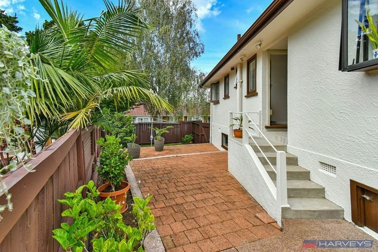 Photo of property in 1/41 Arthur Road, Hillpark, Auckland, 2102