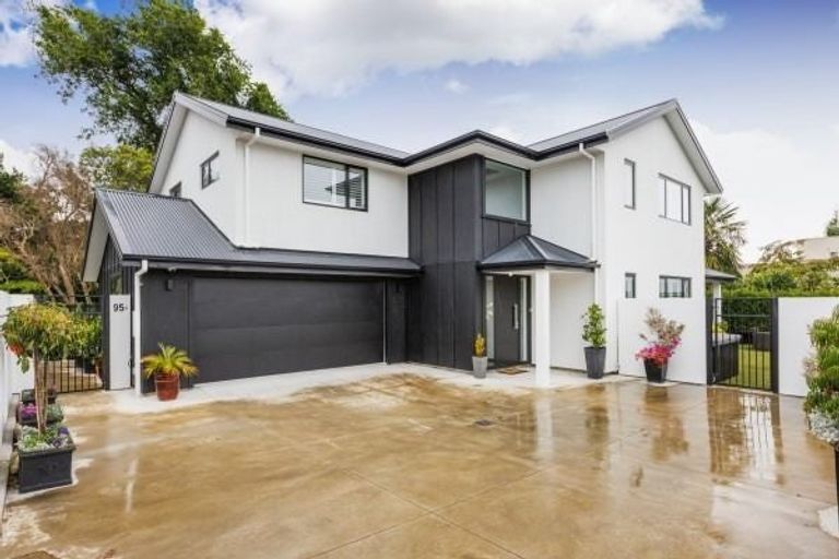 Photo of property in 95a Marne Street, Hokowhitu, Palmerston North, 4410