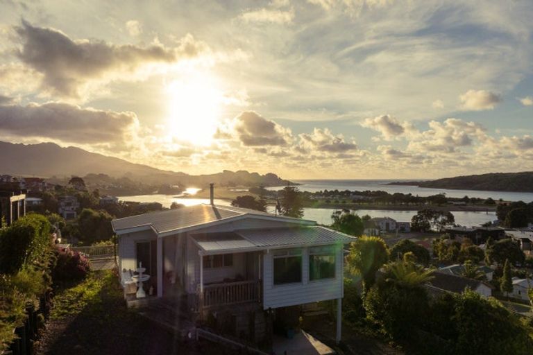 Photo of property in 20a Upper Bow Street, Raglan, 3225