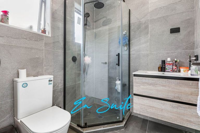 Photo of property in 20 Rongomai Street, Helensville, 0800