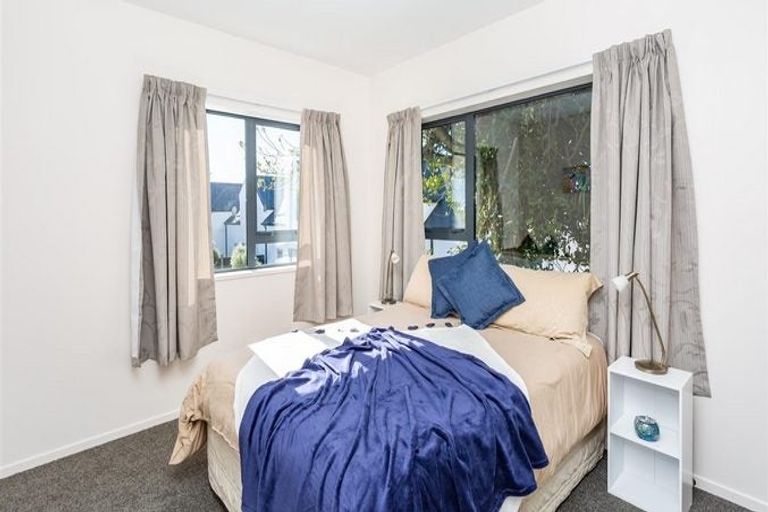 Photo of property in 80c Shakespeare Road, Waltham, Christchurch, 8023